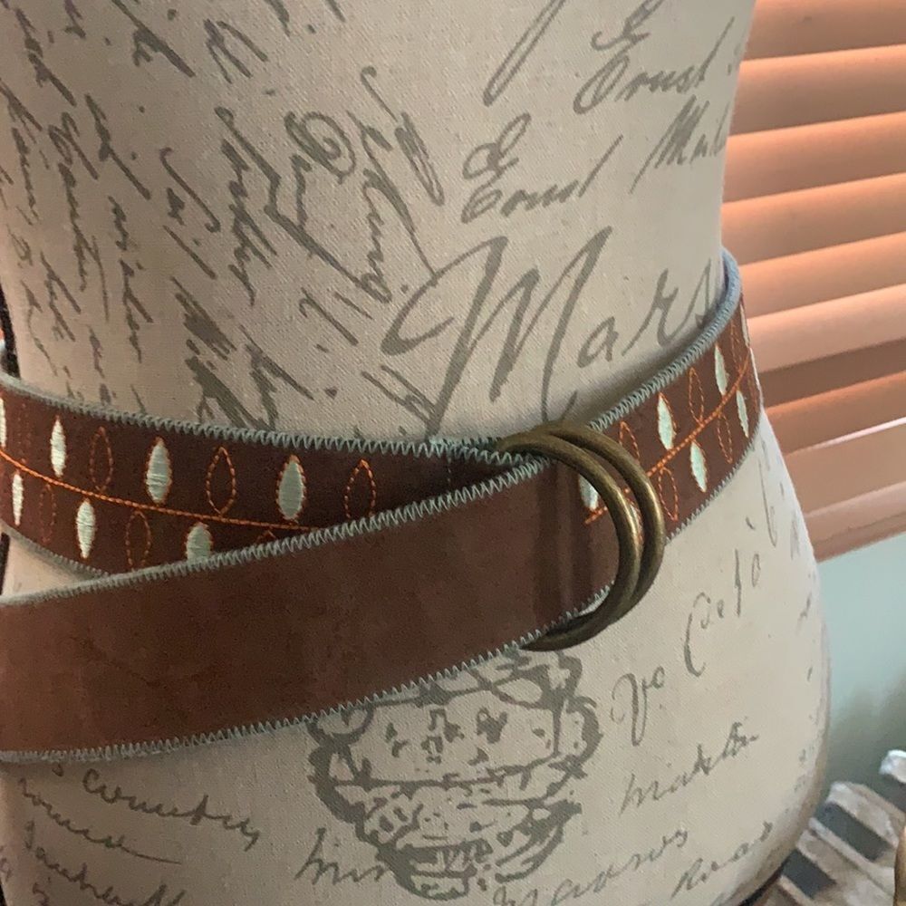 LEATHER BELT LENGTH 41in